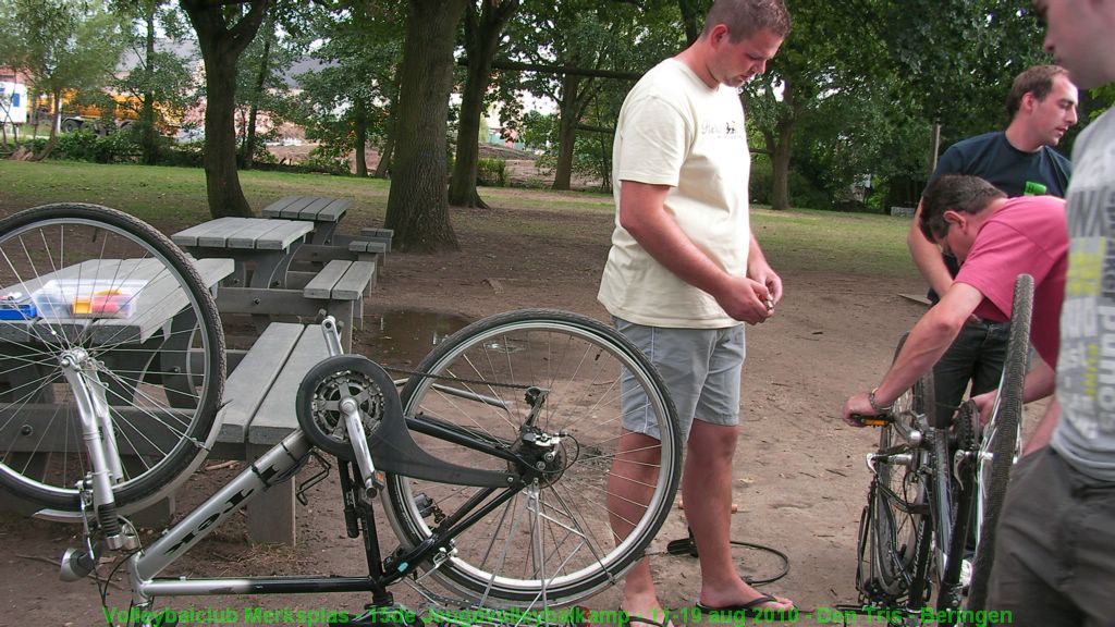 En de eerste fietsproblemen.