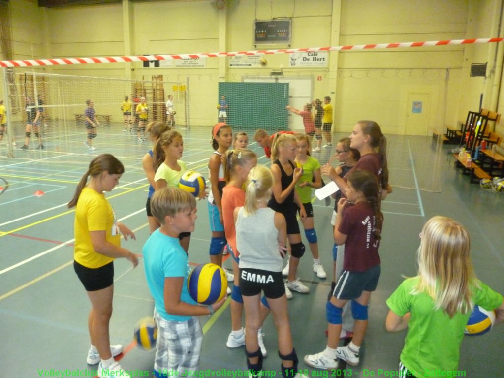Training voor de miniemen.