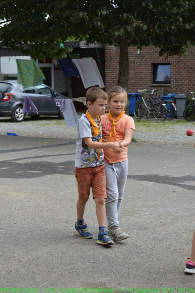 Bal in de straat.